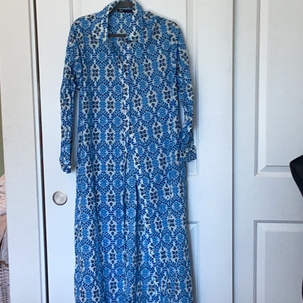 Zara Floral Blue and White Shirt Dress M NWT